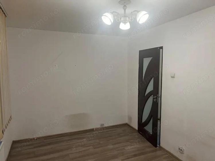 Apartament 2 camere, 75 mp, zona Craiovita Noua - 1