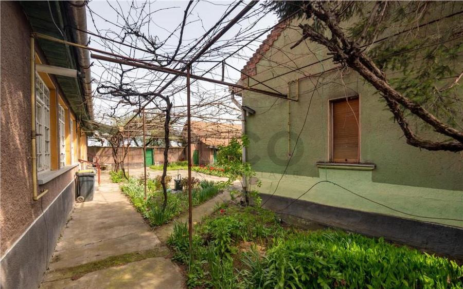 RECO casa cu teren generos in Santion - 6