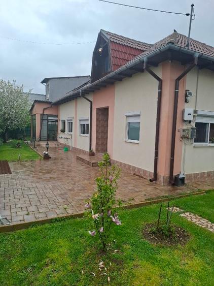 Casa de vanzare - 1