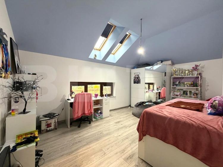 Casa individuala 177 mp, 5 camere, teren 366 mp, zona Parc Colina - 11