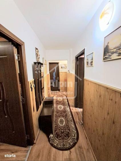 Apartament cu 3 camere decomandat în Dârste