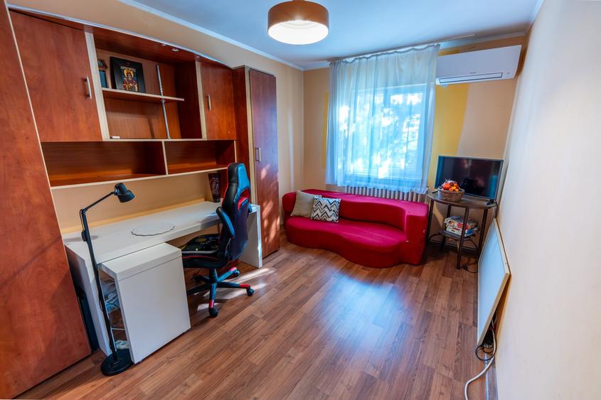 Apartament cu 3 camere semidecomandat în Mănăștur