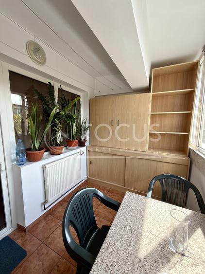 Apartament cu 2 camere semidecomandat, mobilat în Dorobanți