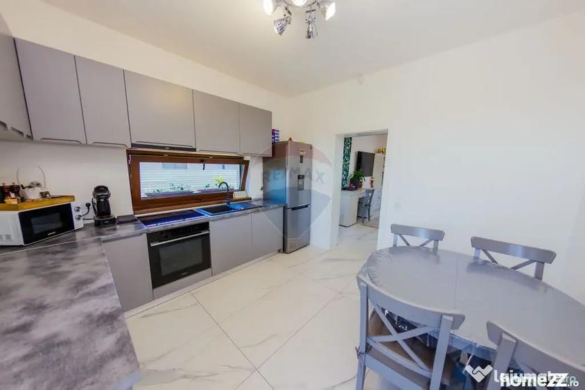 Casă cu 4 camere cu Teren 600 Mp în Săsar