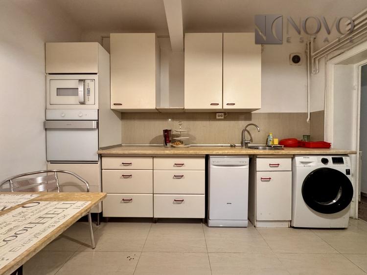 Casă cu 5 camere cu Canalizare în Iancului