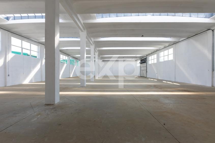Spațiu industrial, de 1,001.5999755859 mp, în Calea Moinești