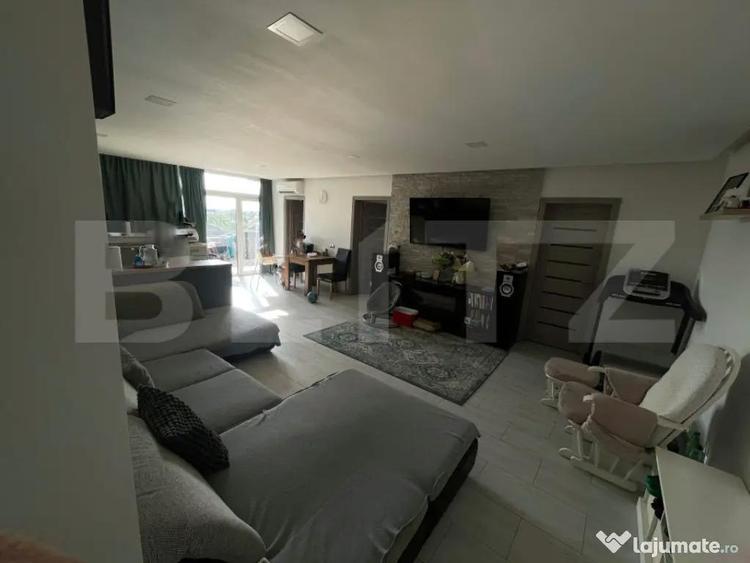 Apartament cu 3 camere semidecomandat în Someșeni