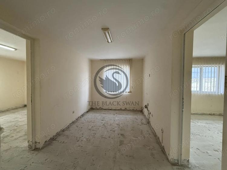 Casă cu 6 camere cu Canalizare în Ultracentral
