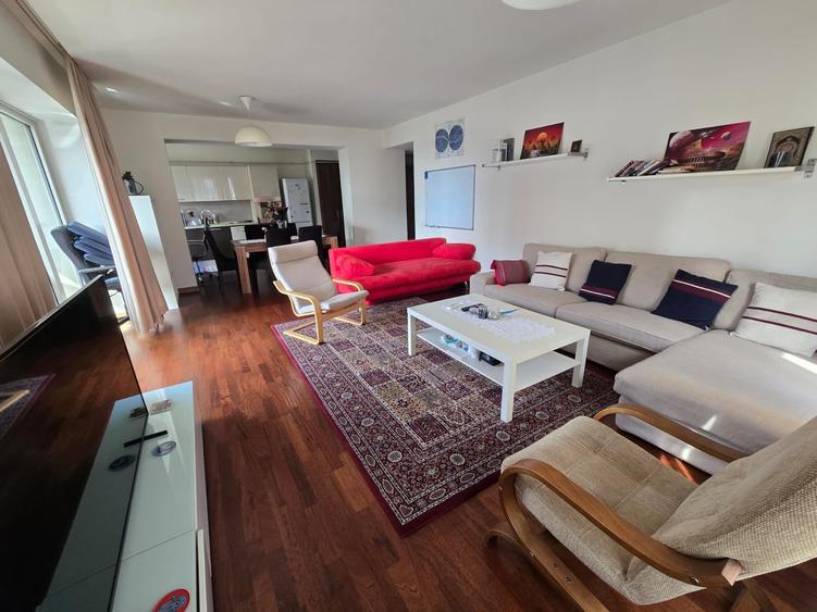 Apartament cu 3 camere decomandat, mobilat în Dristor