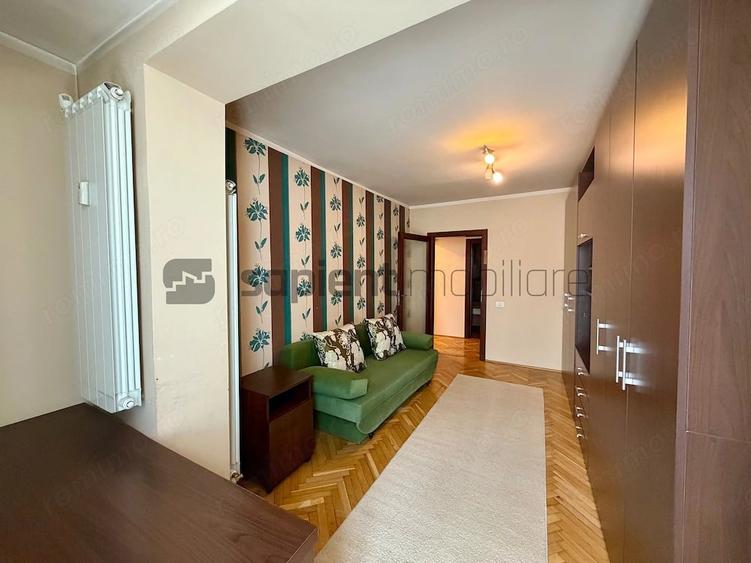 Apartament cu 3 camere | Pia?a Ceta?ii Centru Civic, Oradea - 10