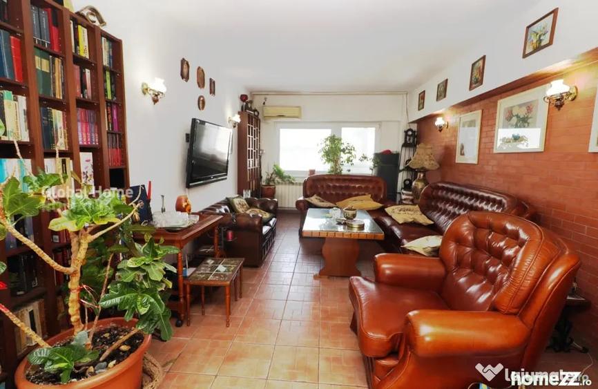 Apartament cu 4 camere decomandat în Titulescu
