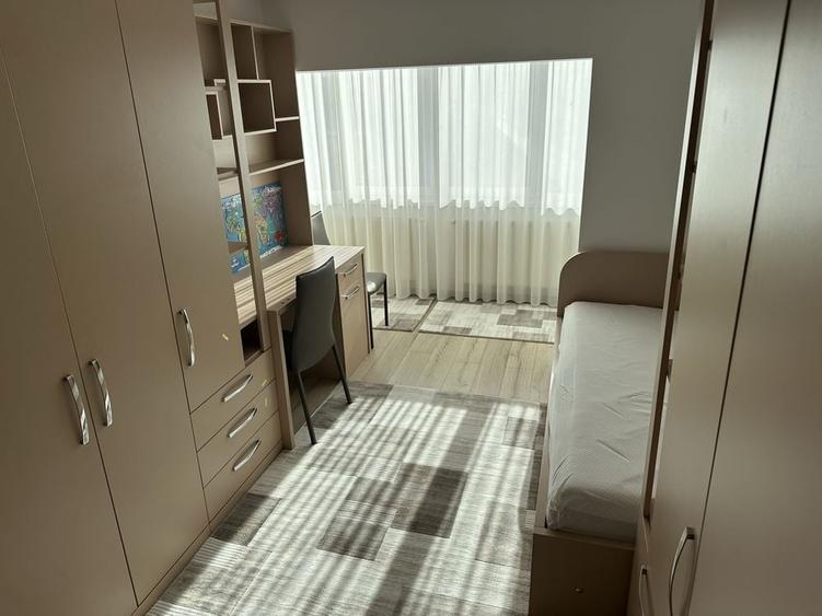 Apartament cu 2 camere decomandat în Scriitorilor