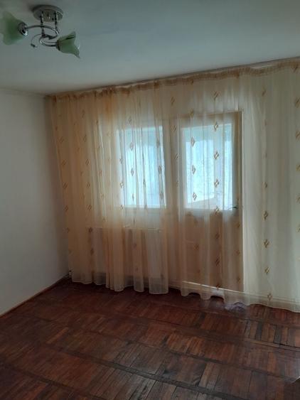 Garsonieră semidecomandată în Central