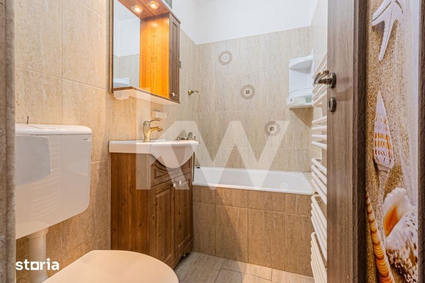 Apartament cu 3 camere semidecomandat în Astra