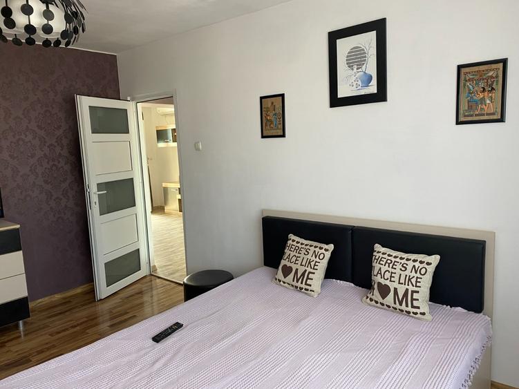 Apartament cu 3 camere decomandat, mobilat în Inel I