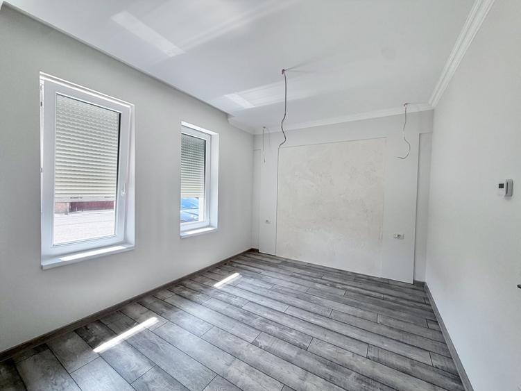 Apartament cu 2 camere decomandat în Giroc