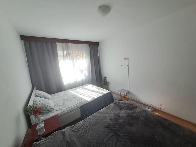 Apartament cu 2 camere decomandat în Răcădău