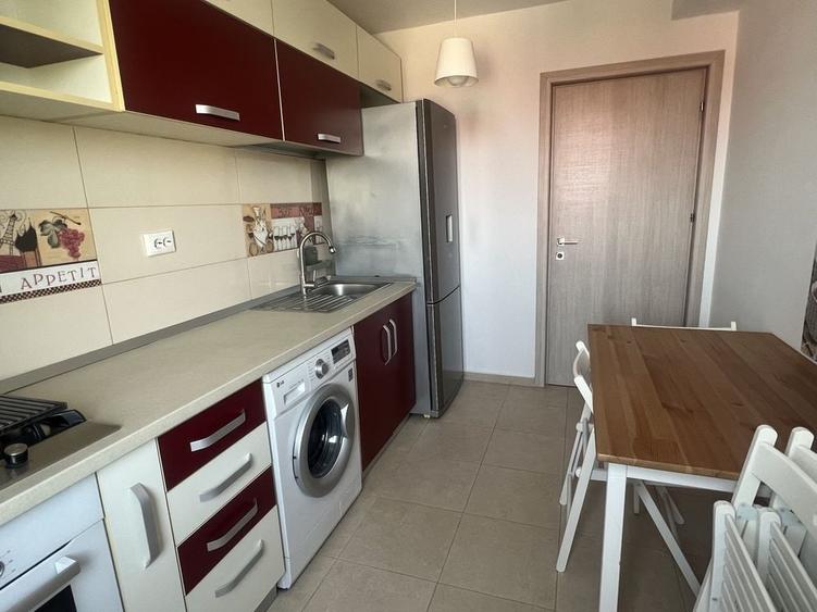 Inchiriez apartament 2 camere cu loc de parcare(direct la proprietar), zona Auchan Titan, sector 3 - 2