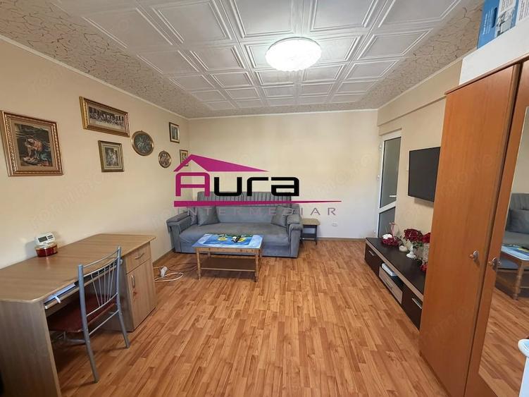 Garsonieră decomandată în Neptun