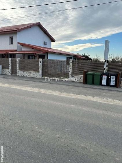 Tiny house sau spatiu comercial stradal Tiny house sau spatiu comercial stradal