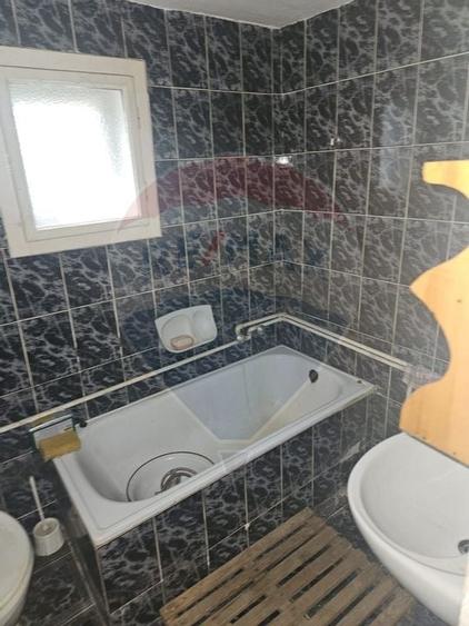 Casă  cu 5 camere de vânzare, Vișeu de Sus - 8