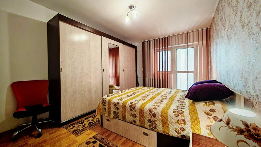 Parcul Tineretului | intrarea Lumea Copiilor | spatios | bl. anvelopat | parcare - 16