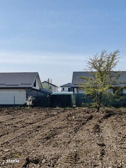 Terenul intravilan unde poti face casa imediat - zona deja dezvoltata - 3