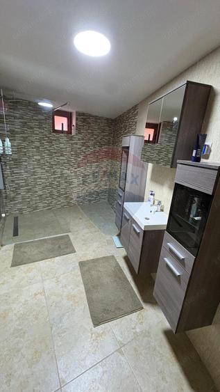 Casa renovata cu 3 camere zona Mosnei - 5