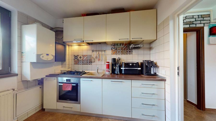 Apartament 4 camere + curte proprie Locatie excelenta – Brancoveanu - 16