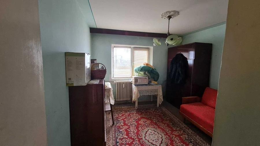 Apartament cu 2 camere decomandat, etaj 1/4, zona Dacia - 4