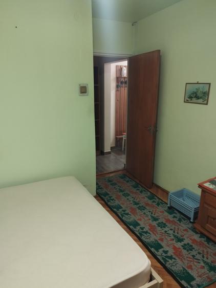 Inchiriez ap, cu 2 cam. in zona 7 Noi. - 4