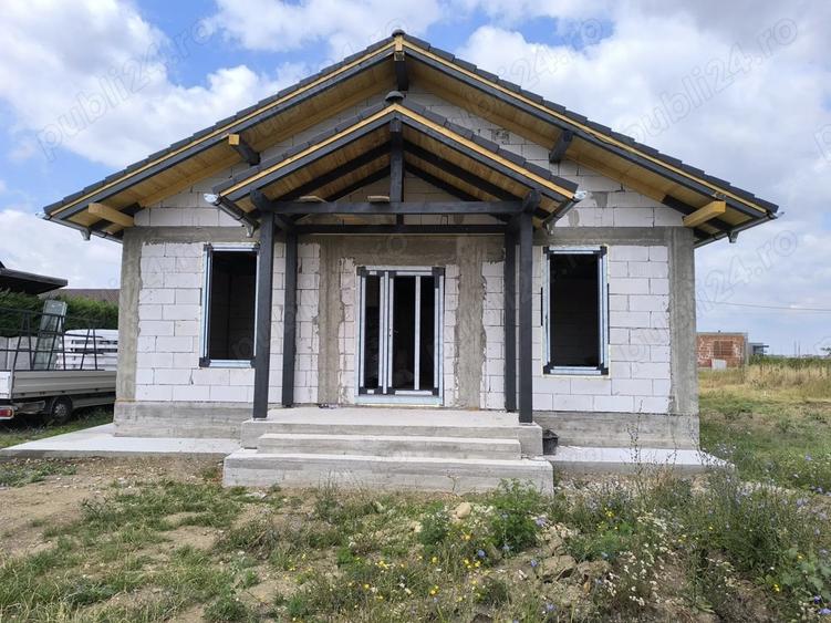 Vand casa noua in Nojorid (la ro?u) - 7