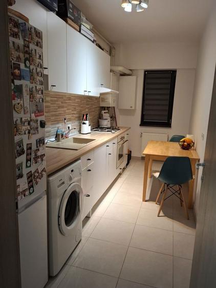 Inchiriez apartament 2 camere - 4