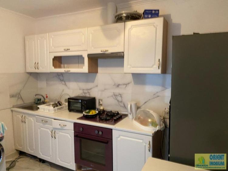 De vanzare casa 3 camere, renovata, zona Coiciu - 4