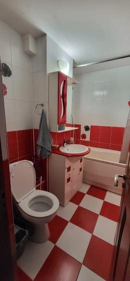 Inchiriez apartament - 9