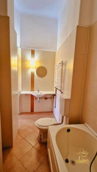 Apartament cu 2 camere de vanzare in cladire istorica - Ultracentral - 15