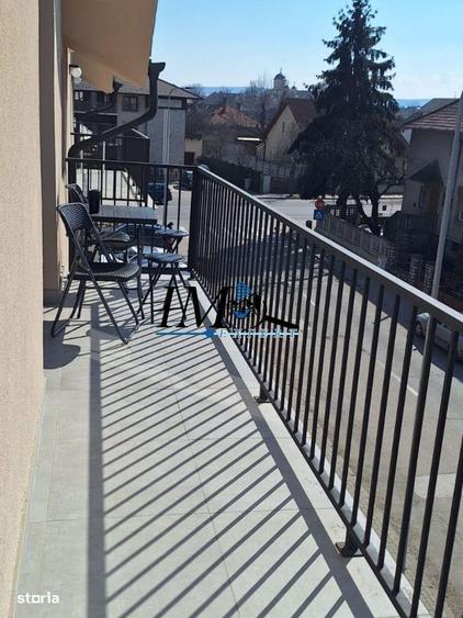 Apartament renovat de inchiriat Cetate - 1