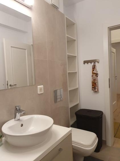 Sisesti inchiriere 3 camere - 6