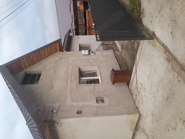 Casa cu 2 camere de vanzare - 3