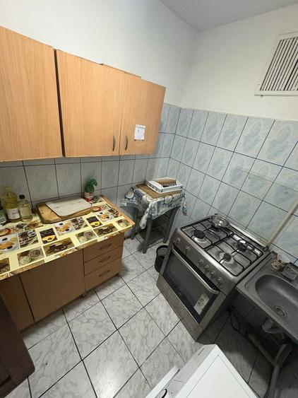 Camera de inchiriat cu baie privata si bucatarie comuna iasi tg cucu - 1