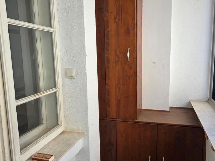 Piata Unirii, pe Bibescu Voda, 3 minute metrou, etajul 1 - 6