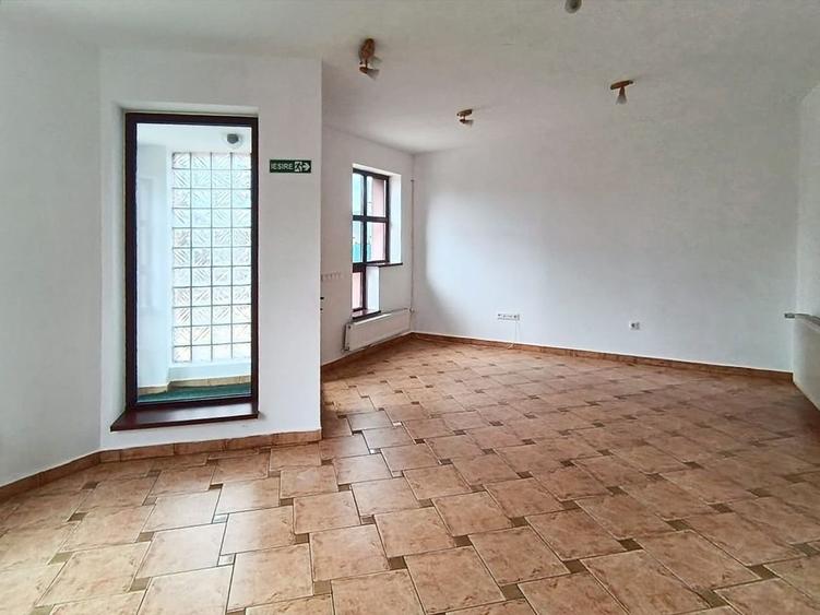 Vilă 240 mp – ideală firmă / educațional / clinică - 2