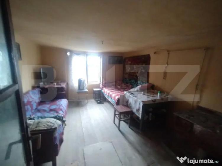 Casa batraneasca, 70 mp, teren 25 ari, orasul Beclean - 7