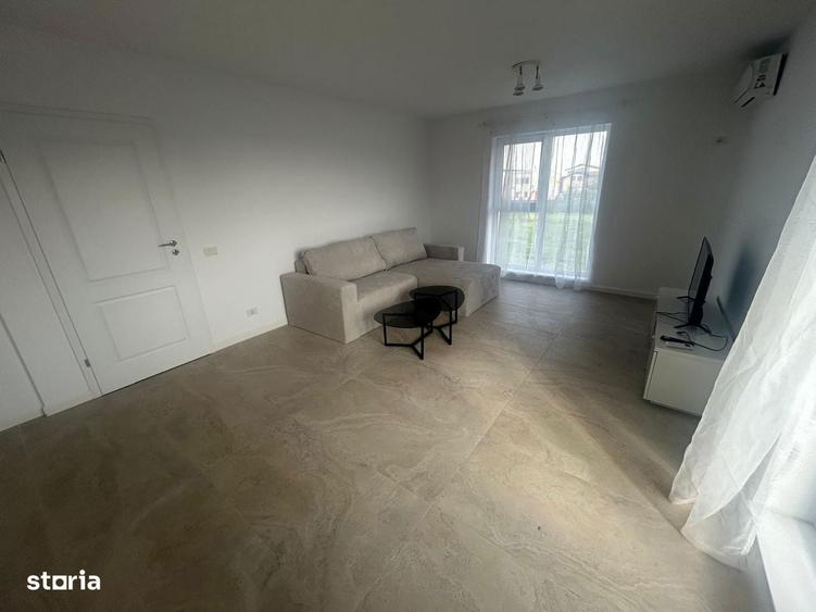 Apartament 2 camere 59 mp Etaj 1/4 cu lift Metrou 1 Decembri Sec 3 - 6