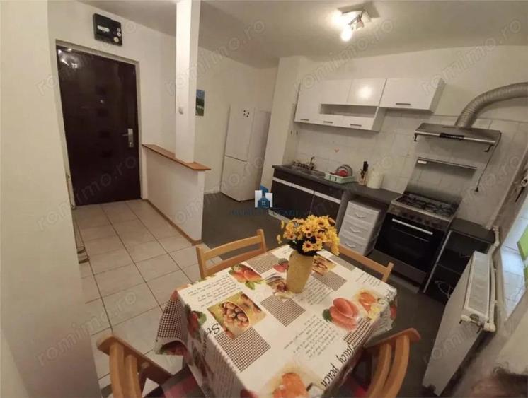 Vanzare Apartament 3 Camere Decomandat Sos.Giurgiului - 3