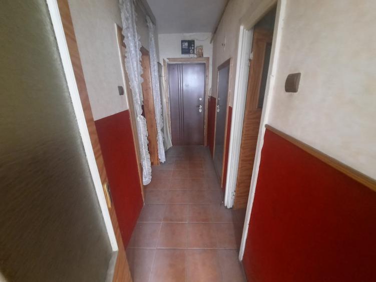 Apartament cu 2 camere decomandat, etajul 2/10, zona Alexandru cel Bun - 6