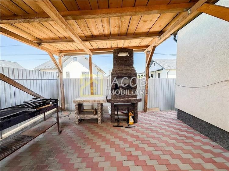 Casa moderna, finalizata in 2022, Hemeius - 13