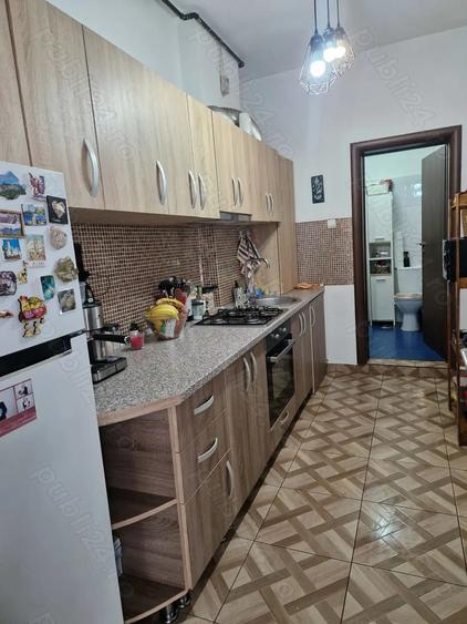 Vand casa 5 camere zona Teiu? - 3