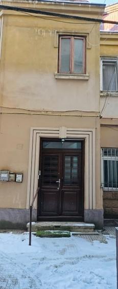 Apartament 2 camere ultracentral zona Armenesca direct proprietar - 4
