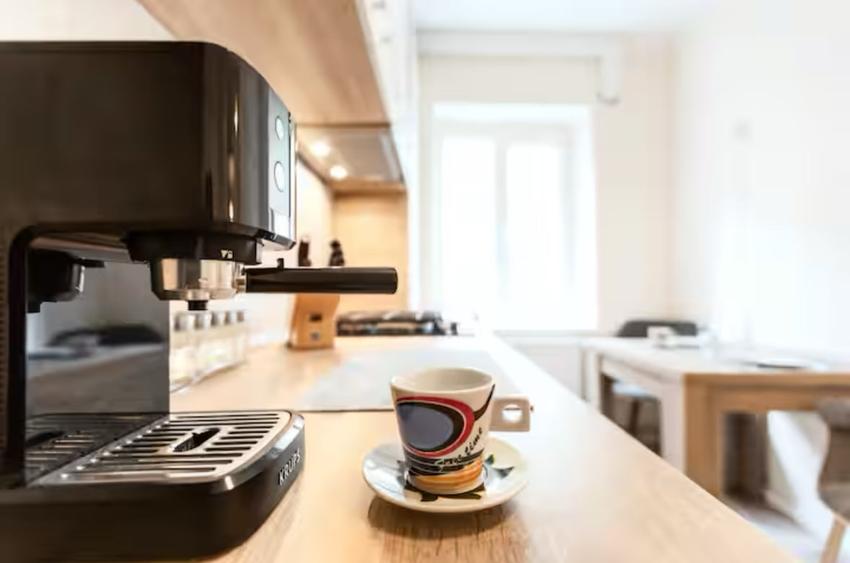 Apartament 2 camere,complet renovat, inima centrului Istoric, Strada Castelului - 10